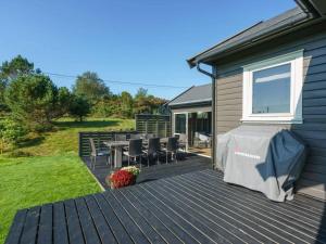 Galeriebild der Unterkunft 6 person holiday home in TORANGSVÅG-By Traum in Skår