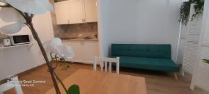 Kuchnia lub aneks kuchenny w obiekcie Loft 105