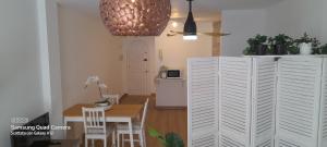 Kuchnia lub aneks kuchenny w obiekcie Loft 105