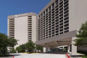 a rendering of the front of a marriott hotel at Dallas/Fort Worth Airport Marriott in Irving