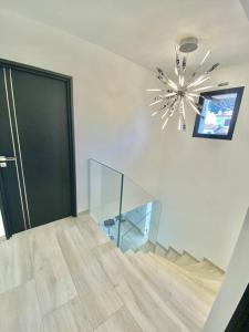 Fotografia z galérie ubytovania VILLA MARIA 8/10 pax Piscine et SPA v destinácii Fréjus