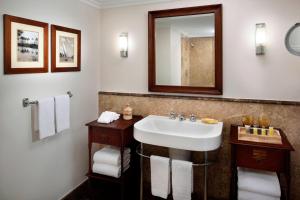 Koupelna v ubytování Marriott Mena House, Cairo