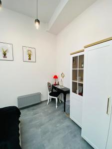 Fotografia z galérie ubytovania Centrum Lux GoldenApart Wonderland Plac Niepodległości 2 v destinácii Jelenia Góra