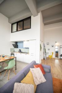 Kuchyňa alebo kuchynka v ubytovaní WELCOME LOFT