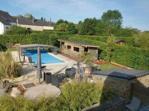 Bazén v ubytování Gîte du Curnolo 3* pour 4/6pers avec spa, piscine nebo v jeho okolí