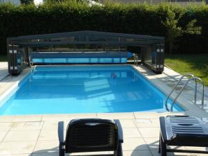 Bazén v ubytování Gîte du Curnolo 3* pour 4/6pers avec spa, piscine nebo v jeho okolí