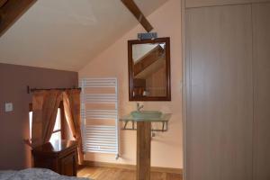 Fotografie z fotogalerie ubytování Gîte du Curnolo 3* pour 4/6pers avec spa, piscine v destinaci Namur
