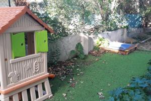 Fotografia z galérie ubytovania Chez Annie appartement familial avec jardin et garage v destinácii Sète