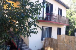 Fotografia z galérie ubytovania Chez Annie appartement familial avec jardin et garage v destinácii Sète