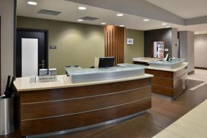 Лобби или стойка регистрации в Residence Inn by Marriott Springfield South