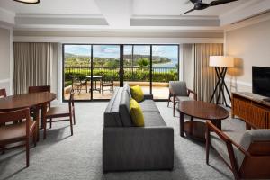 TV a/nebo společenská místnost v ubytování Sheraton Maui Resort & Spa