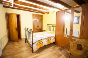 Postel nebo postele na pokoji v ubytování CASA CARRANCLANC