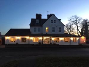 woodcote-hotel-hooton-updated-prices-2025