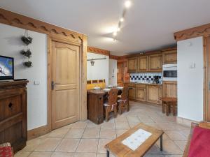 Gallery image of Appartement Méribel, 3 pièces, 4 personnes - FR-1-566-51 in Les Allues