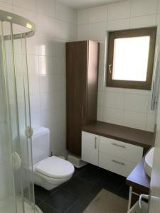 A bathroom at Traumhaftes Ferienhaus in Sessa - Region Lugano Malcantone