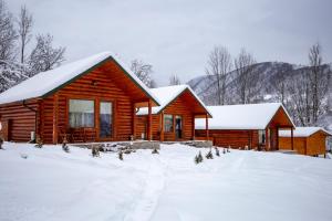 Complex turistic Traisteni din Valea Doftanei talvel