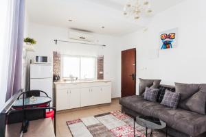 Gambar di galeri bagi Sweet Home On The Beach di Tel Aviv