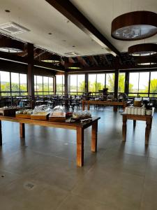 Εστιατόριο ή άλλο μέρος για φαγητό στο Quarto em Quinta Santa Bárbara Ecoresort