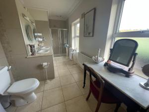 Vannituba majutusasutuses Glendine Country House Wexford