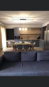 Galeriebild der Unterkunft Olivetree house in Anavyssos + 50 Fotos