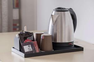 Set per la preparazione di tè e caffè presso Hotel Svendborg