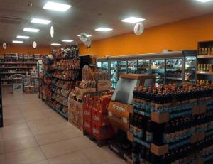 A supermarket or other shops at Az apartmant or nearby