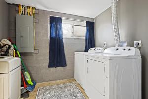 Gambar di galeri bagi Beautiful 2 bedroom 1 bath Unit di Alexandria