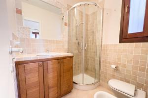 Φωτογραφία από το άλμπουμ του Villa Victoria 1.5 Km From The Beach - Happy Rentals σε Vaccileddi
