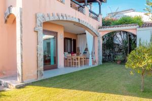 Φωτογραφία από το άλμπουμ του Villa Victoria 1.5 Km From The Beach - Happy Rentals σε Vaccileddi