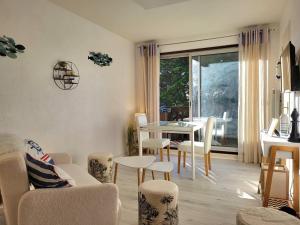 Posedenie v ubytovaní Studio Cabine 4 Pers, Front de Mer, Balcon Sud, Parking Privé, Vélos Inclus, Aucun Animal Autorisé - FR-1-465-84