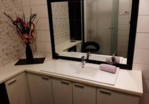 Kúpeľňa v ubytovaní APARTMENT AMBER s podzemnom garažom