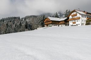 Niederhaeusererhof v zimě