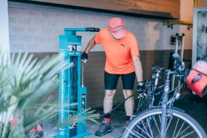 Rattasõit majutusasutuse Hotel Andres aladel või selle läheduses