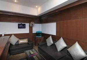 New Hotel Rajwada By WB Inn 휴식 공간