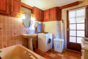 Zdjęcie z galerii obiektu Micaes - maison avec piscine privée w mieście Roquebrune-sur Argens +13 zdjęć