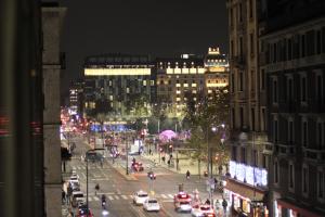 Cảnh Milano hoặc tầm nhìn thành phố từ khách sạn