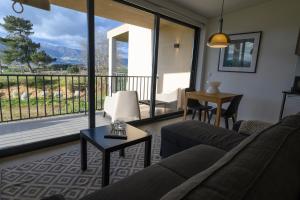 Uma vista geral da montanha ou uma vista da montanha a partir of the country house