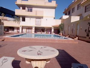 Basen w obiekcie Apartment in La Zenia lub w pobliżu