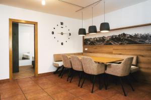Posedenie v ubytovaní Camping Dreiländereck Blockhütten & Apartments