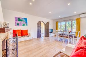 Posedenie v ubytovaní Ideal Property Mallorca - Villa Jardi