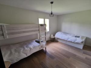 Posteľ alebo postele v izbe v ubytovaní Villa 8 personnes à proximité des bords de Saône