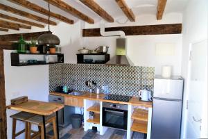 Kuchyňa alebo kuchynka v ubytovaní Romantico Apartamento en el Puerto de Denia