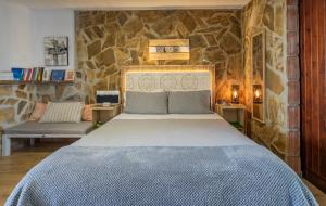 Postel nebo postele na pokoji v ubytování Sunny Studio Nerja