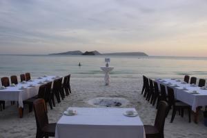 ロン島にあるSCARLET SAILS BUNGALOWのギャラリーの写真