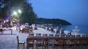 ロン島にあるSCARLET SAILS BUNGALOWのギャラリーの写真