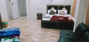 Hotel Saspolo skardu的休息区