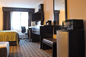 Galeriebild der Unterkunft Quality Inn & Suites Detroit Metro Airport in Romulus
