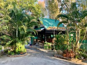Κήπος έξω από το Bonnie Baan Private Pool Villa, Mae Rim