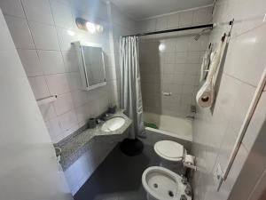 Bathroom sa Departamento amoblado Nueva Córdoba