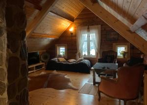Oleskelutila majoituspaikassa 100 Years Old Norwegian Log House in Tromsø